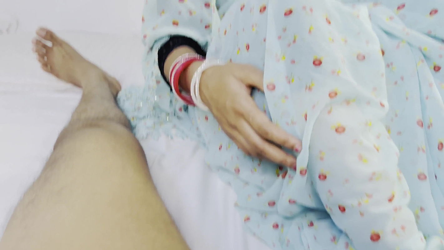 Sasur and Bahu Sex Started by Massage Dirty Talk Lusty Stepfather Fucked by Stepdaughter Hindi Sex Web Series