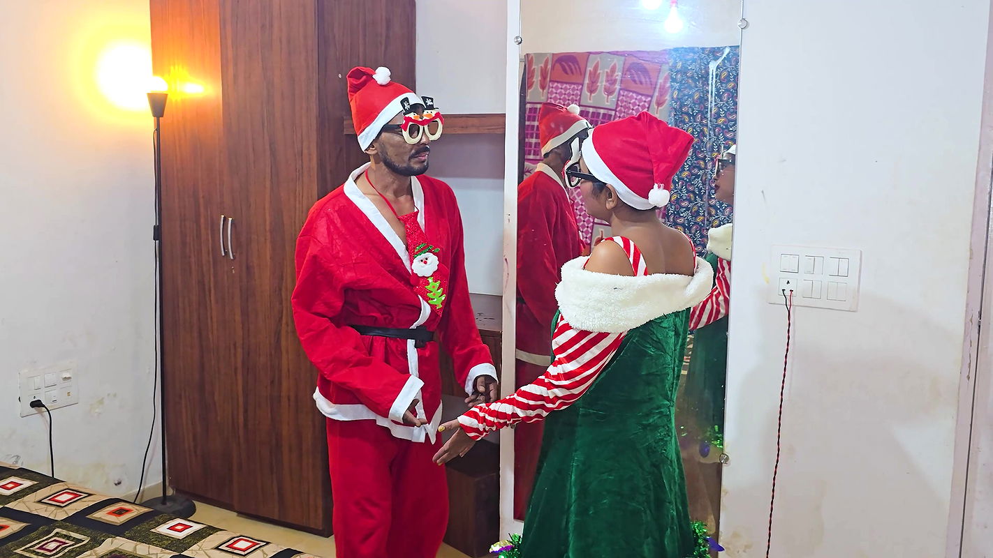 Husband fucked his wife by becoming Santa Claus