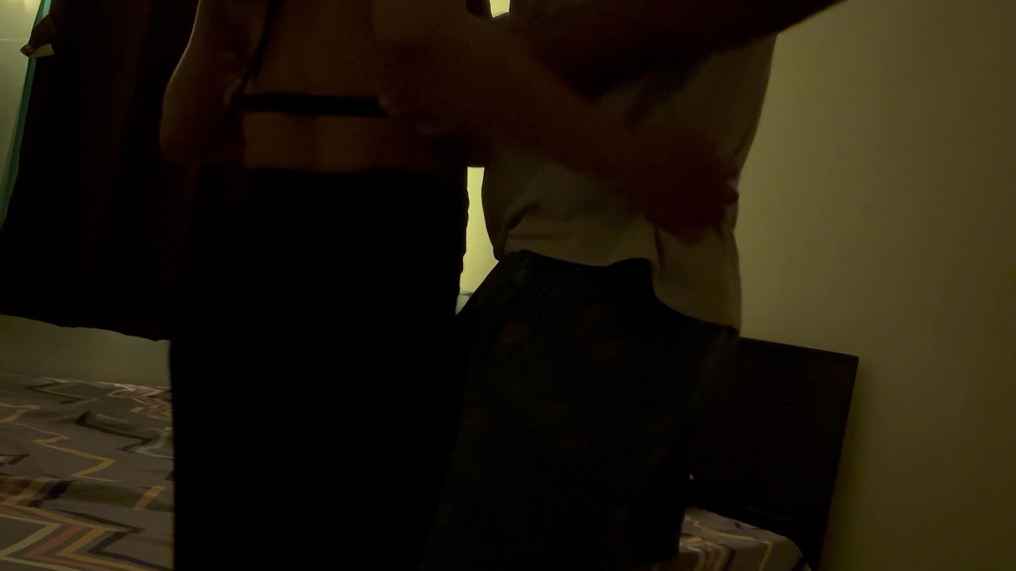 Desi sexy girlfriend fucked like bitch