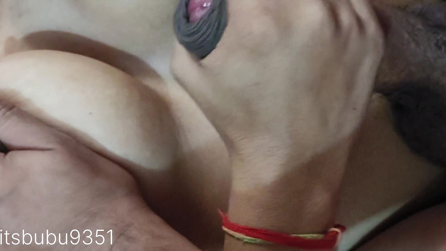 Bhabhi give blowjob to husband in her periods and he cum on her boobs with Hindi audio