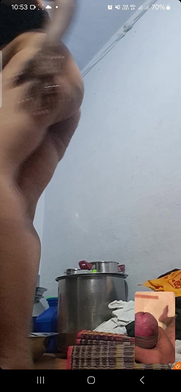 Indian aunty full nude video call ( coimbatore tamil aunty )