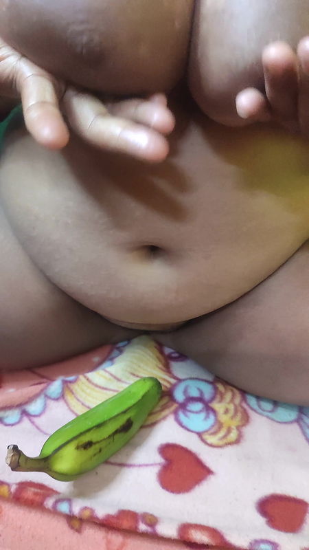 Sruti Fucking with Raw Banan at home