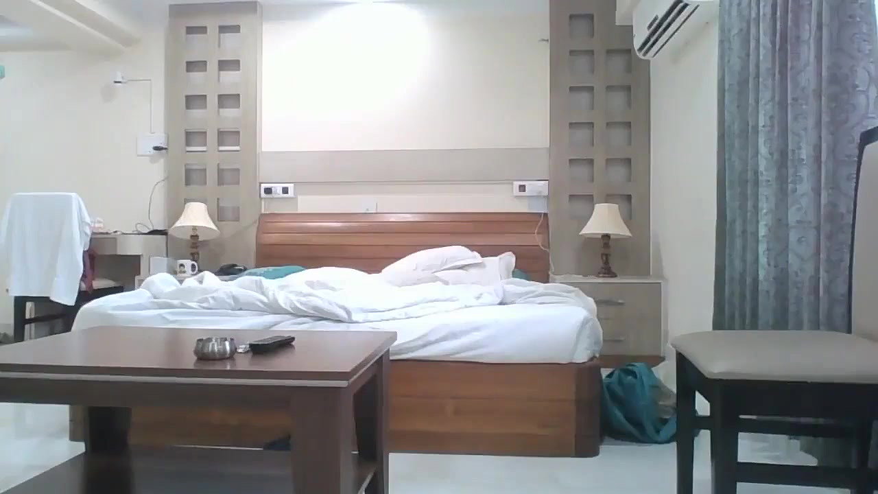 indian honeymoon couple 10