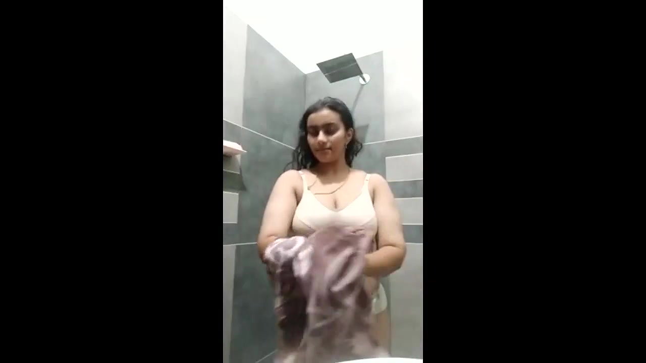 kerala girl irfana undressing