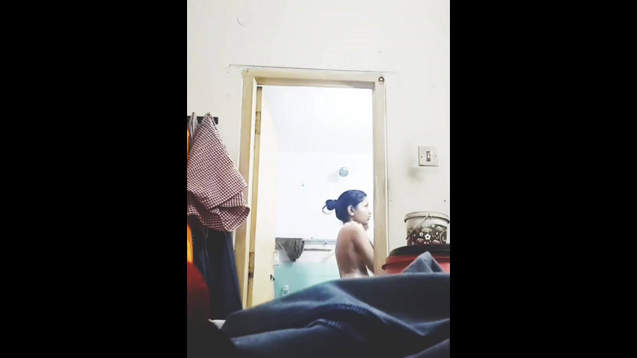 nandini next door neighbor girl shower 2