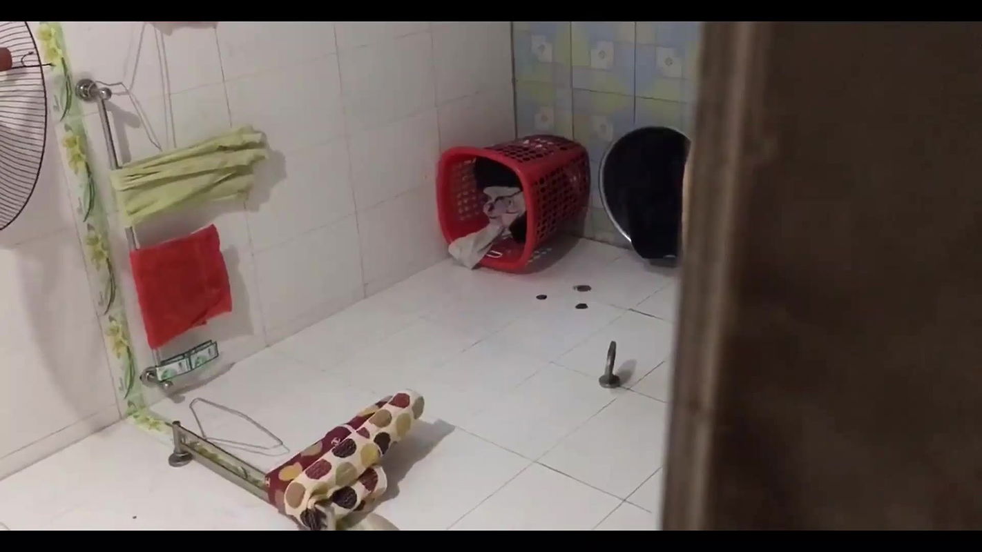 nepali college girl hiddencam shower 4