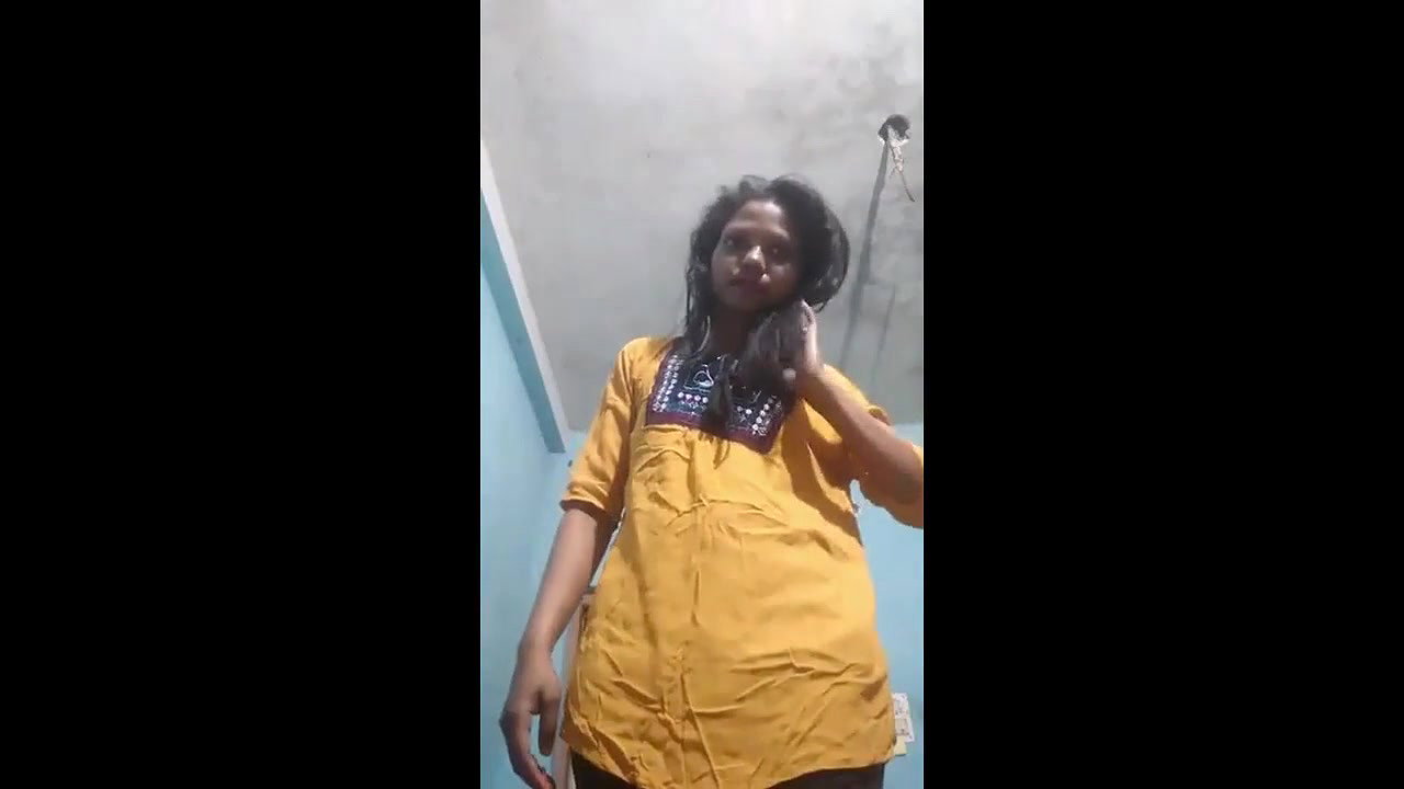 petite zero boobs desi girl