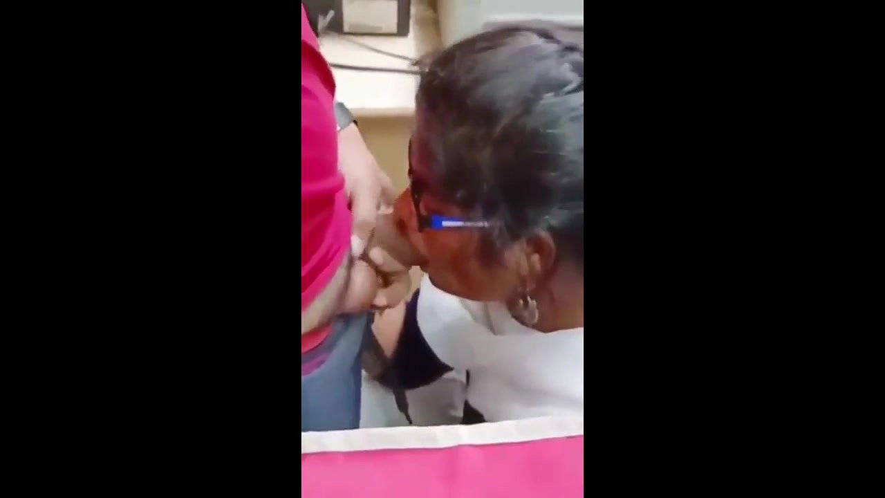 yung couple blowjob in tuition center