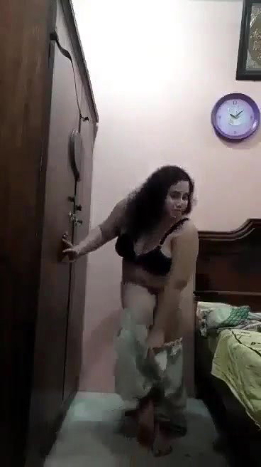 Milk Tanker Paki Wife Showing