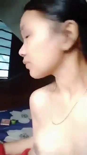 Assame Girl Showing And Fingering
