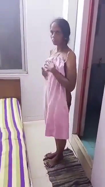 Bhabhi nude captured