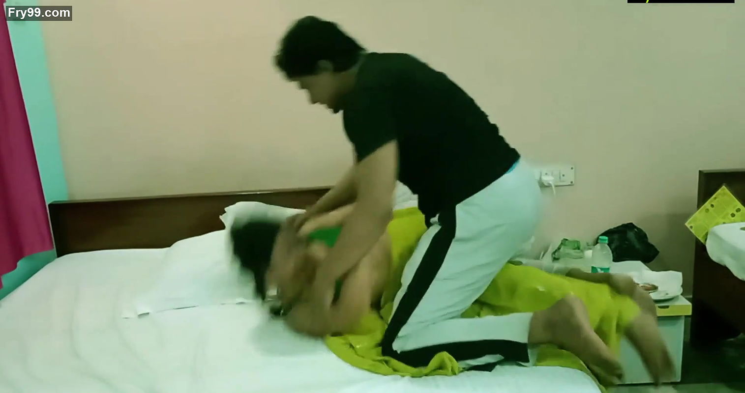 Hot Indian bengali boudi rough xxx sex with devar!! With clear dirty bangla audio