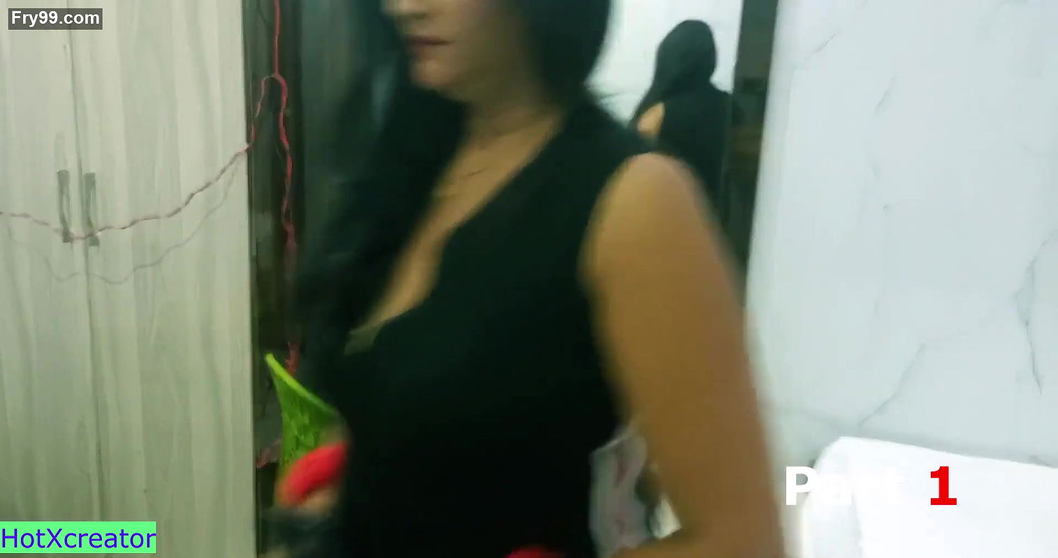 Bengali stepmom gives five min for fucking to his stepson at his birthday