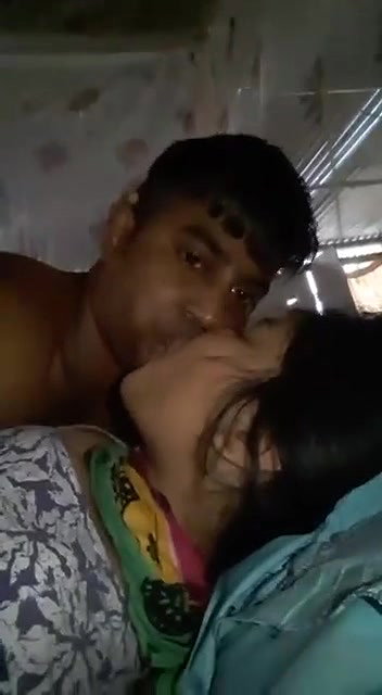 Beautiful village girl fucking with lover