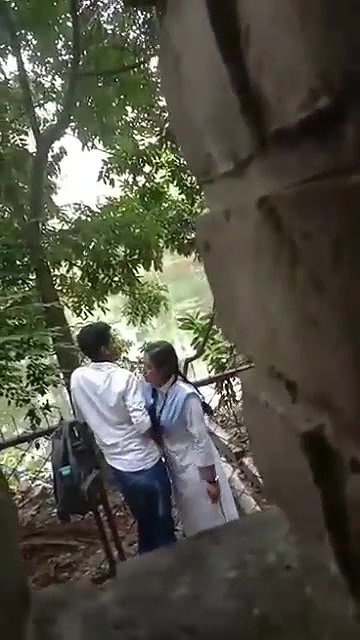 Young lover Outdoor Sucking & Fucking