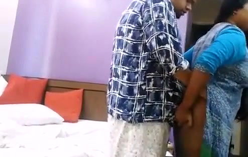 Desi Mature aunty.mp4