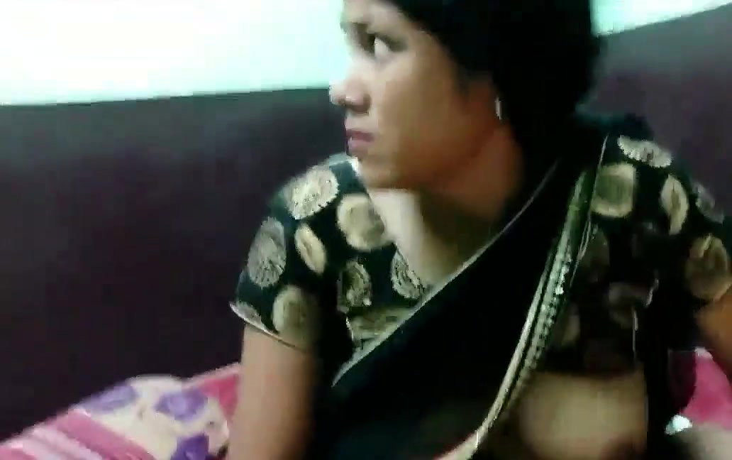 DEsi Servnt aunty with Owner
