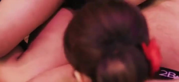 Maa Inka pant uthariye lund haath mein lijiee Deesi