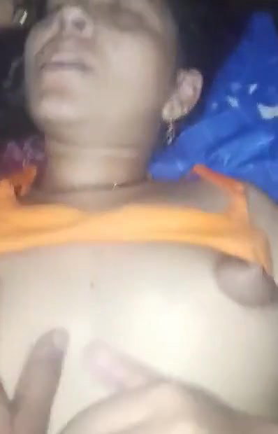 Desi Bhabhi shaved pussy fuked by devr