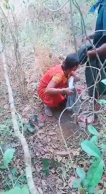 Village mature bhabhi outdoor fucking