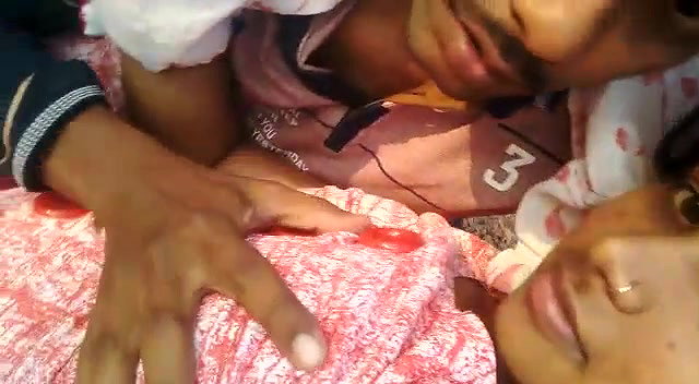 Desi bhabi Outdoor fun