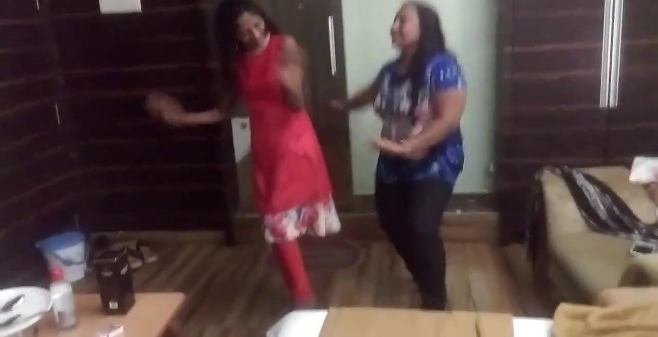 Desi Couples Group Party dancing ENJOY