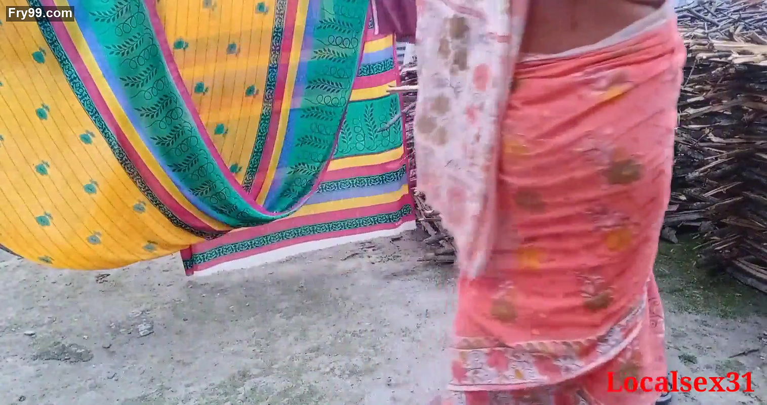 Desi indian Bhabi Sex In outdoor