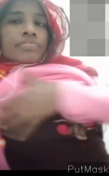 Desi Bhabi Showing Lover