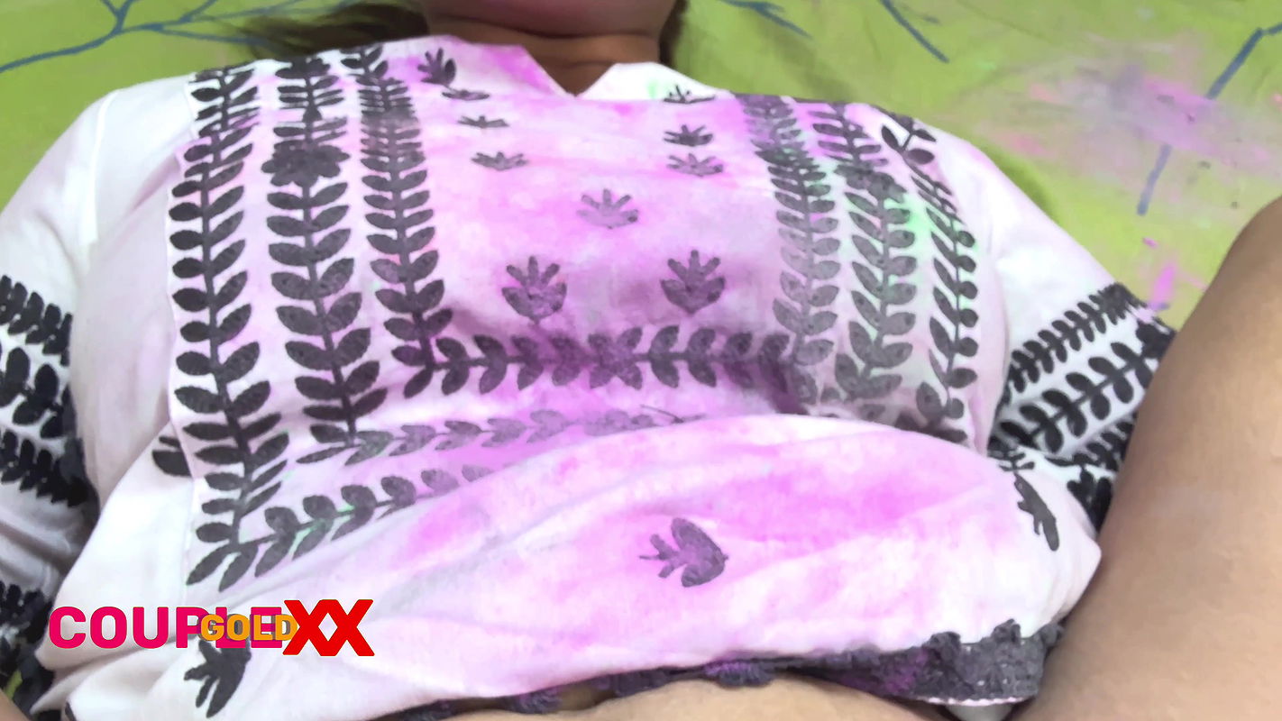 Holi Special Komal’s sister went to play Holi with the collar