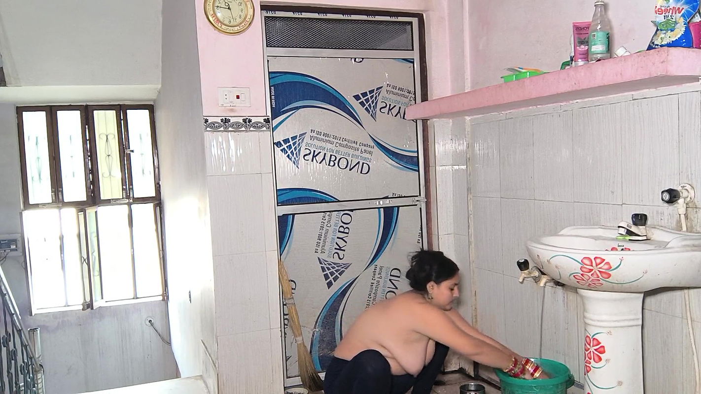 Puja bhabhi daily nude blog