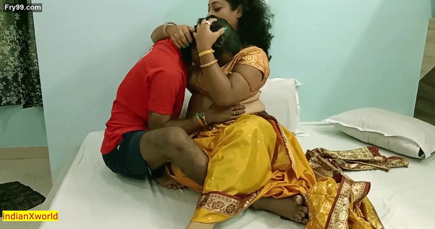 Indian wife exchanged with poor laundry boy!! Hindi webserise hot sex