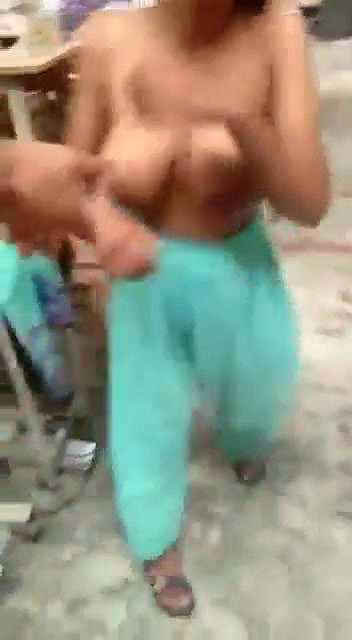 Young girl fucking by boss at work