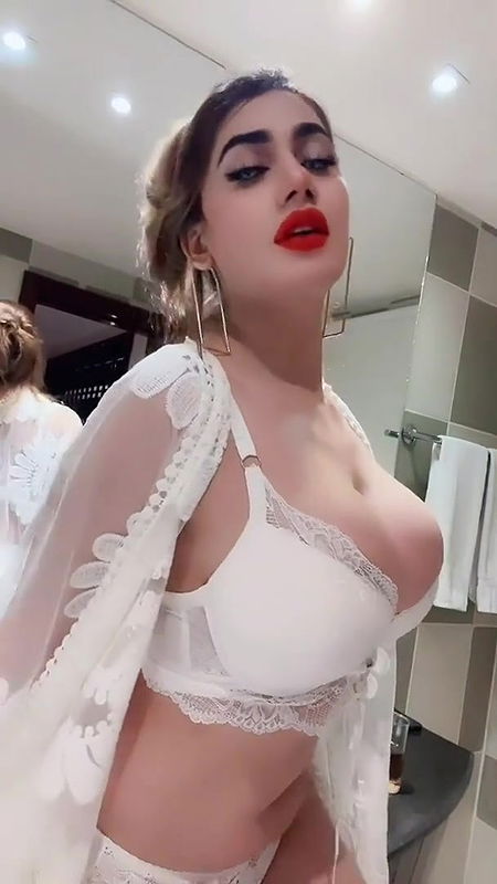 Hot Model JoinMyApp Video