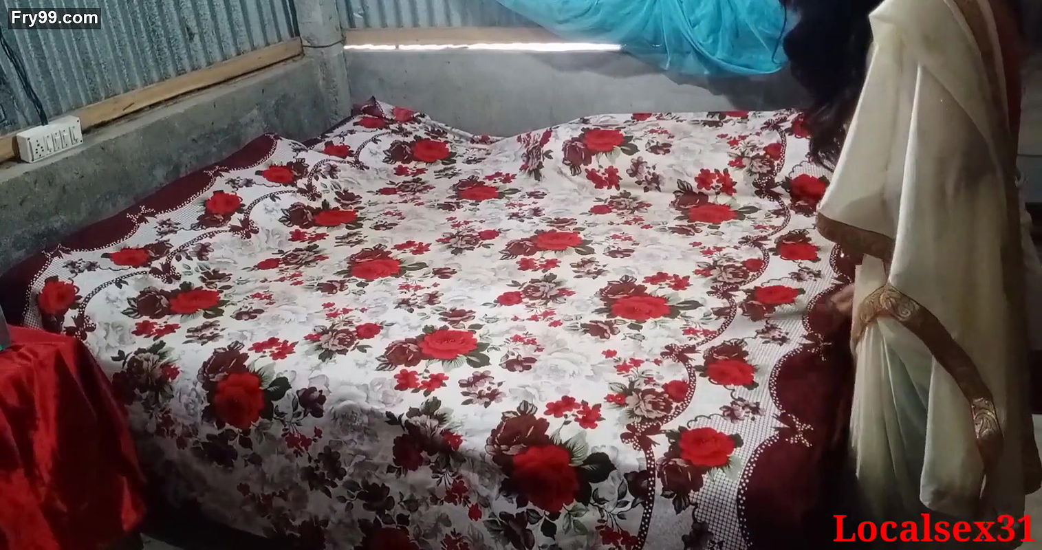 Sexy Desi Bengali Mom Fuck in Hushband