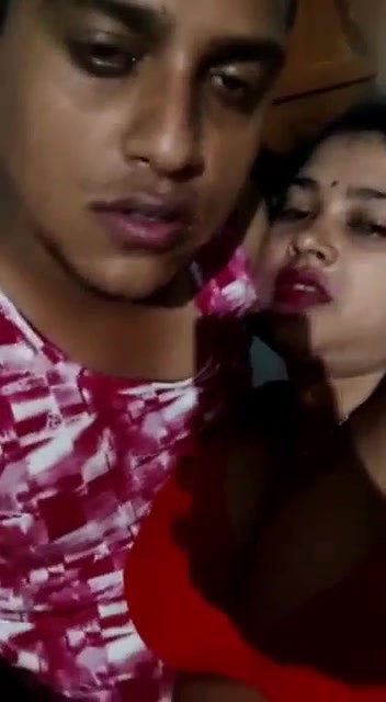 Maal Bhabhi with Devar