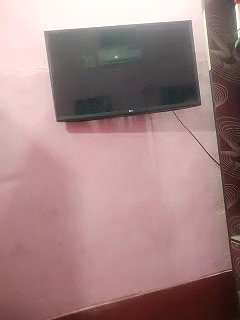 Hema bhabhi in bra pressing her boobs