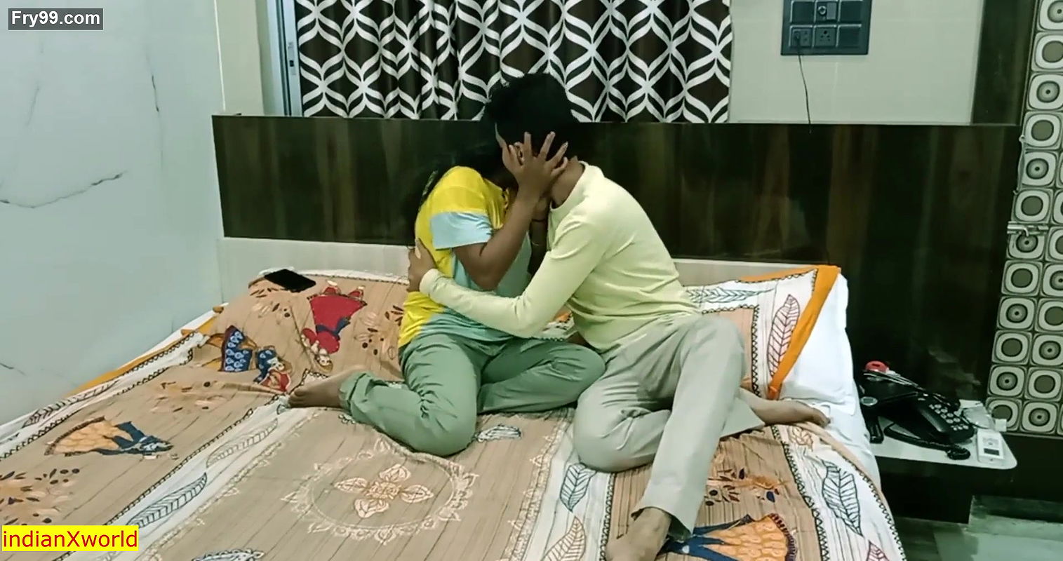 Indian hot teen girl hardcore sex before marriage!! Her brother know everything!!