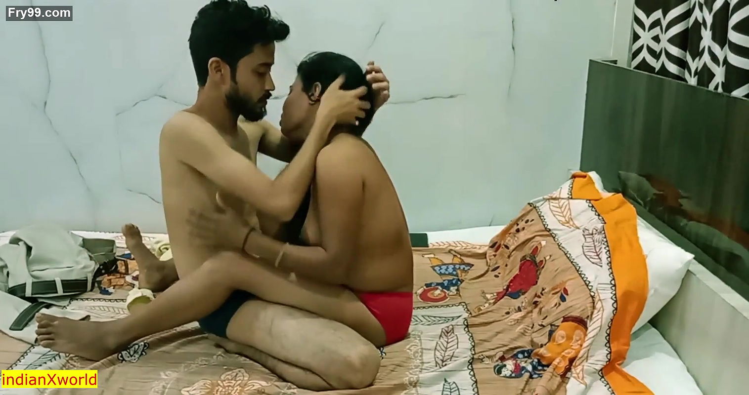 Indian hot teen girl hardcore sex before marriage!! Her brother know everything!!