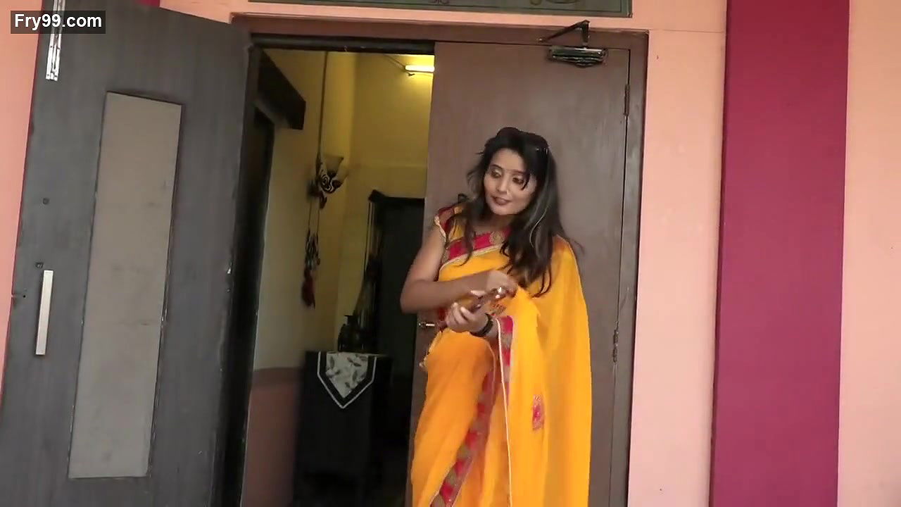 Biwiyo Ki Adla Badli (2022) UNRATED 720p HDRip Hindi Short Film