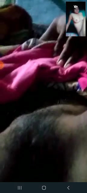 Village mature bhabhi showing
