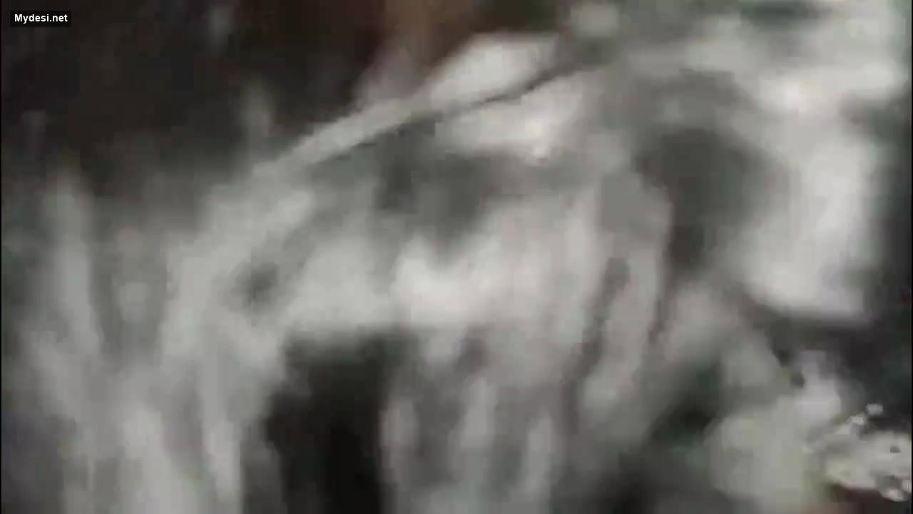 Indian Bhabhi gives blowjob to boyfriend when husband is not at home