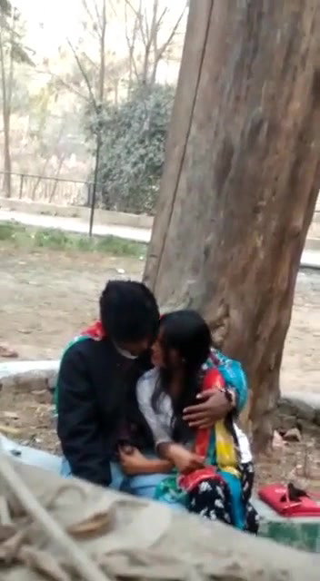 Latest Viral Outdoor Kand