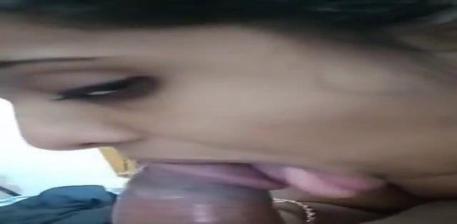 Big Ass Mallu Bhabhi Giving Blowjob