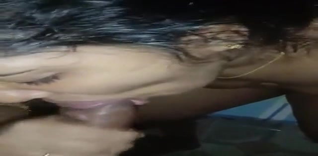 Big Ass Mallu Bhabhi Giving Blowjob