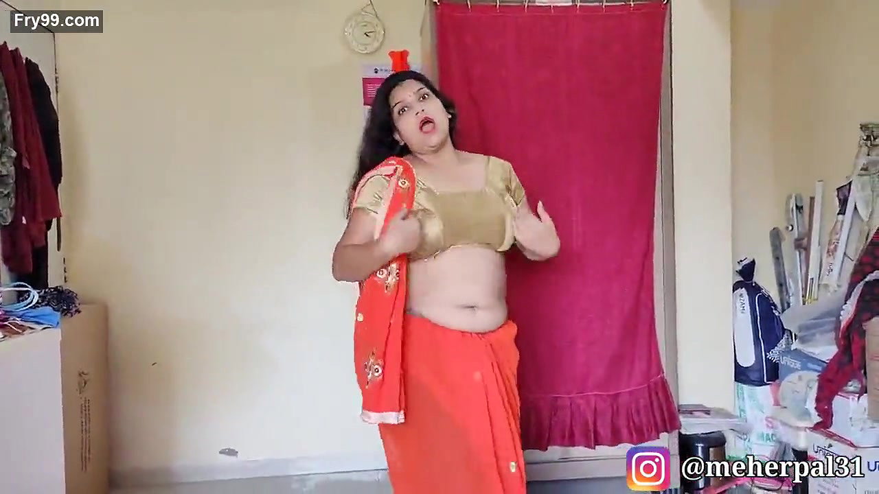 Desi fatty aunty hot dance