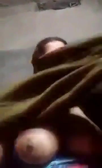 Desi BBW Bhabhi Shows her Boobs And Pussy