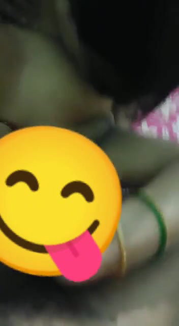 Beautiful bhabhi threesome many clips merged