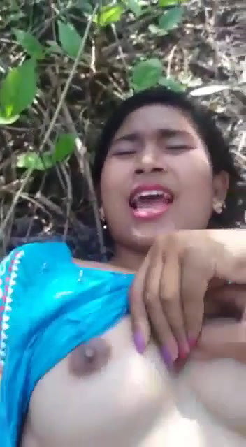 Very Beautiful Assami Girl Enjoying with Lover Outdoor