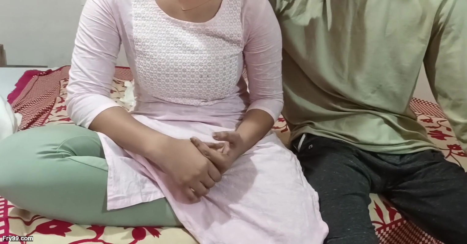 Punjabi ladaki sali ne salwar pahankar apane didi ki yaar se chudwai