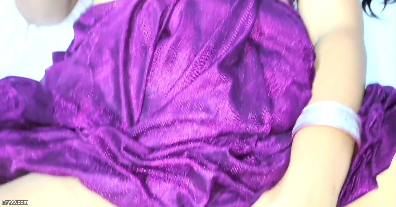 Saw newly married bhabhi fingering in pussy then fucked her hardly